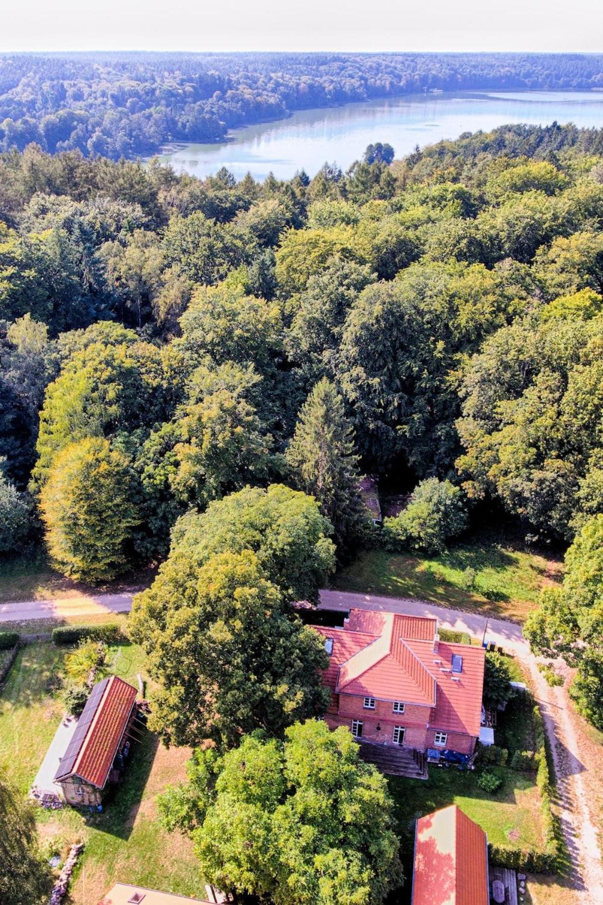 Wald- Und Seeidyll Im Historischen Forsthaus Neuruppin Exteriör bild